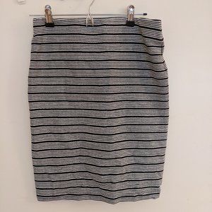 BRAND NEW (never worn) LOFT Skirt S